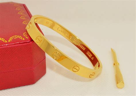 brazalete love cartier replica|cartier love bracelet lookalikes.